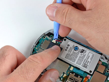 SERVIS PSP GO výmena batérie