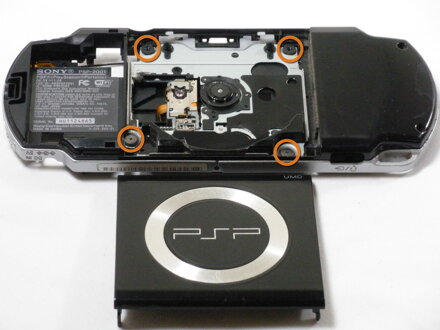 SERVIS PSP 1000 / FAT výmena UMD mechaniky