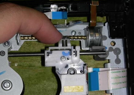 SERVIS Xbox 360 výmena lasera