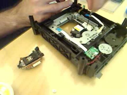 SERVIS Xbox 360 výmena lasera